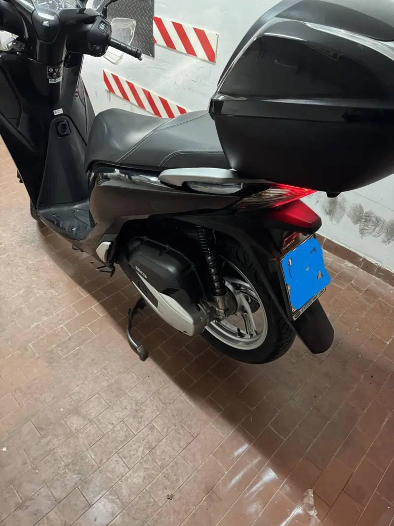 Honda SH 150i (2017 - 19) (2)