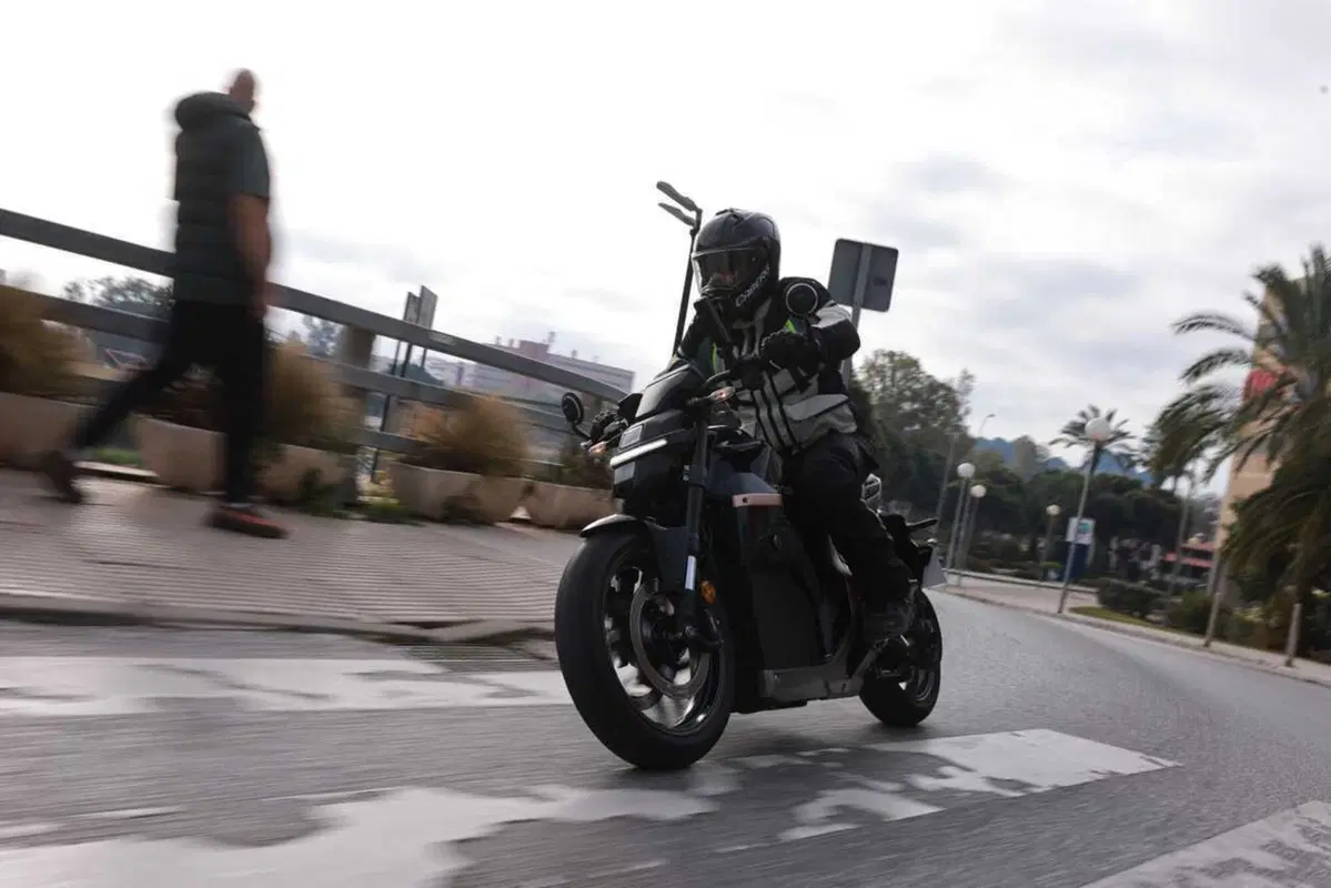 Honda WN7: il nostro TEST della prima moto elettrica di HONDA! [VIDEO] (44)