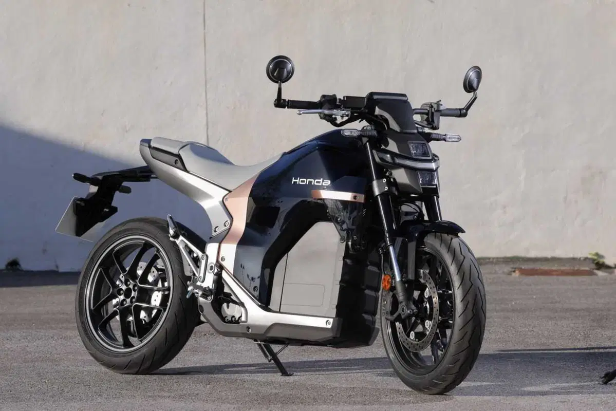 Honda WN7: il nostro TEST della prima moto elettrica di HONDA! [VIDEO] (51)