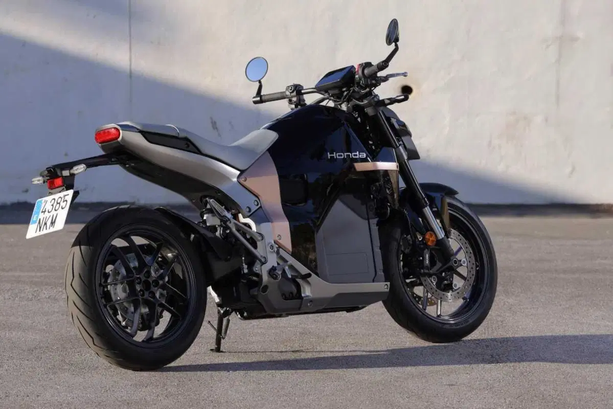Honda WN7: il nostro TEST della prima moto elettrica di HONDA! [VIDEO] (52)