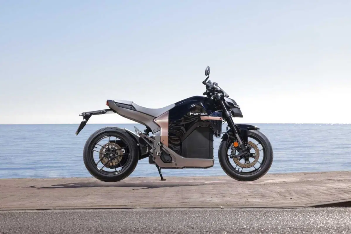 Honda WN7: il nostro TEST della prima moto elettrica di HONDA! [VIDEO] (56)