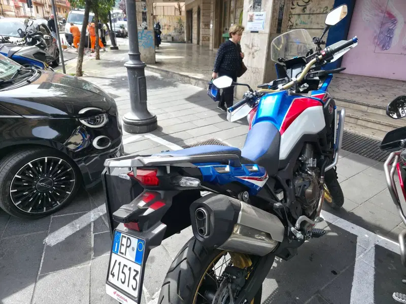 Honda Africa Twin CRF 1000L (2018 - 19) (3)