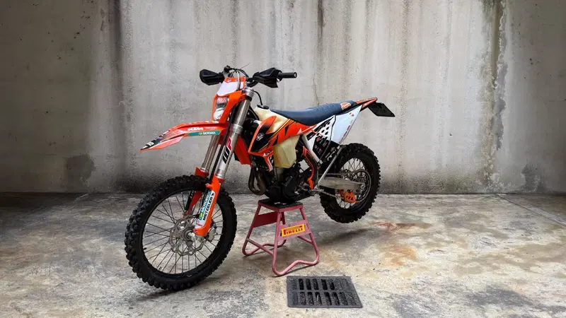 KTM 350 EXC-F (2022)