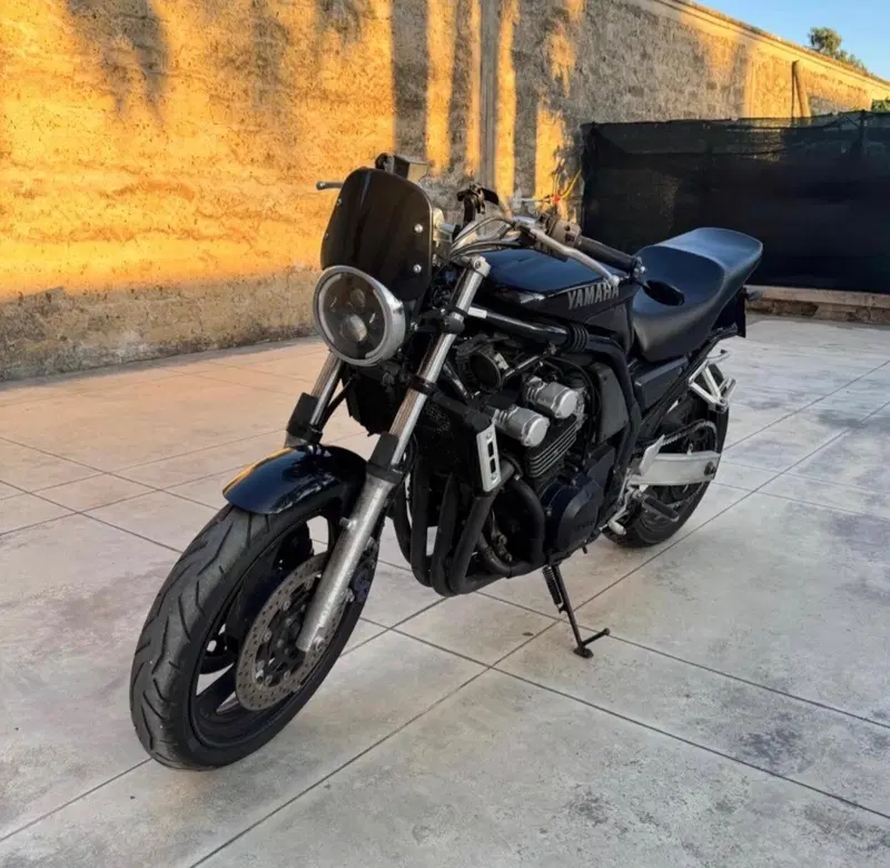 Yamaha FZS Fazer 600 (5)