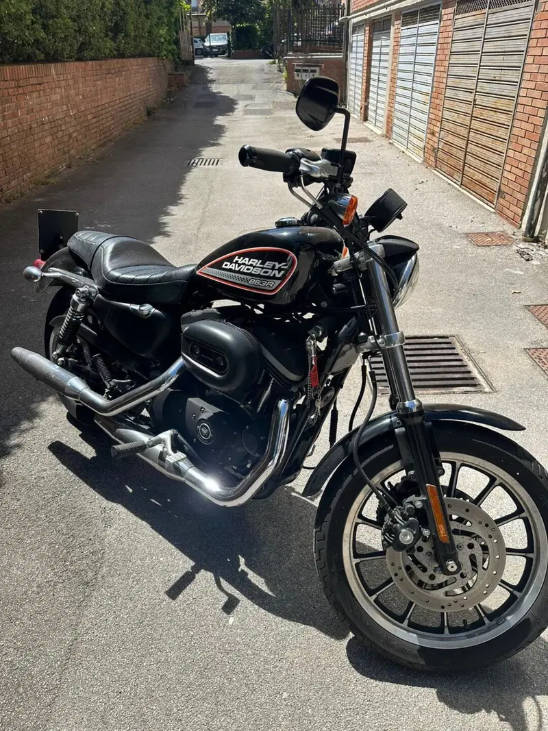 Harley-Davidson 883 R (2006 - 07) - XL 883R