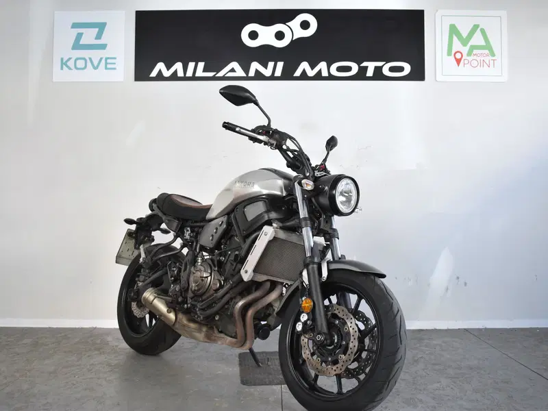 Yamaha XSR 700 ABS (2016 - 20) (2)