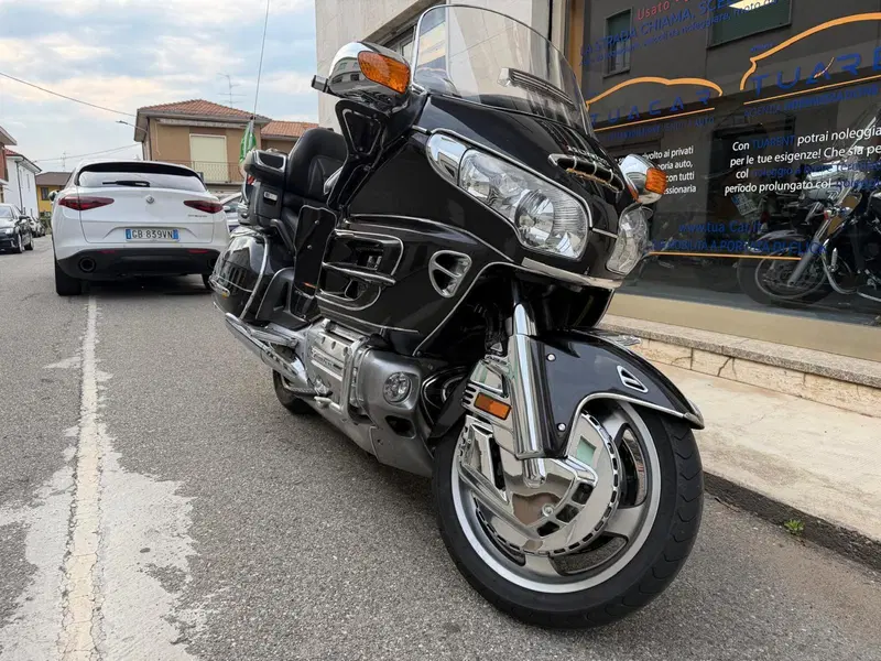 Honda GL 1800 Gold Wing (2007 - 11) (5)