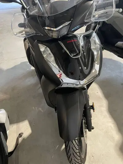 Honda SH 150i Sport (2022 - 23) usata