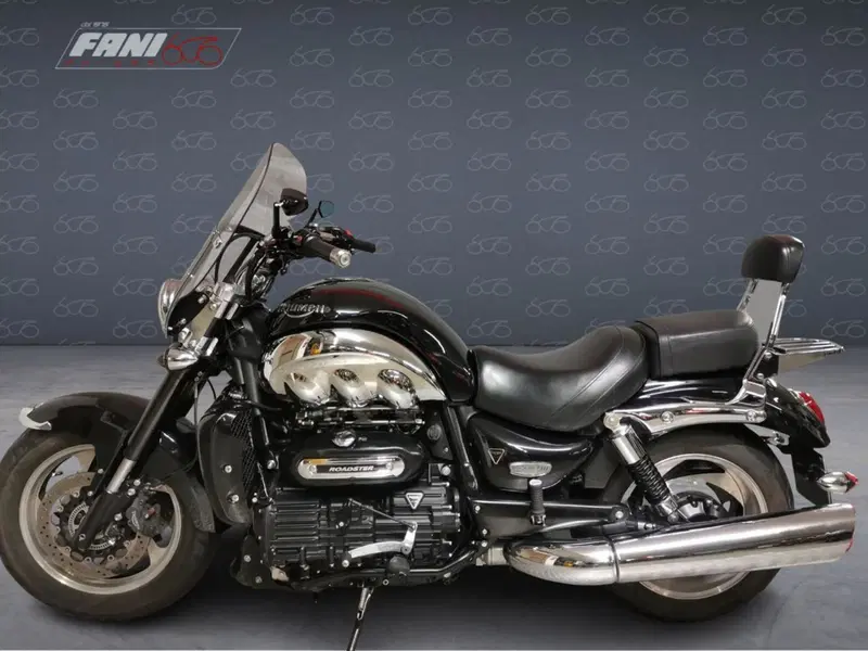 Triumph Rocket 3 (2004 - 11) (2)