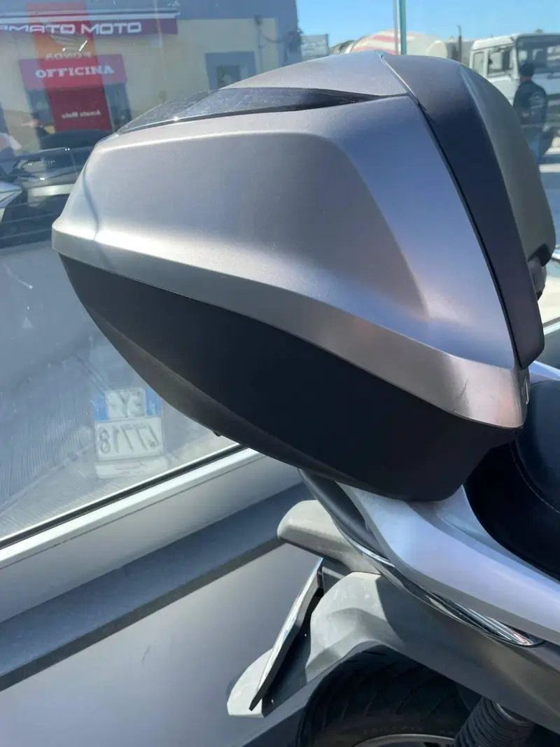 Honda SH 350 (2021 - 24) (2)