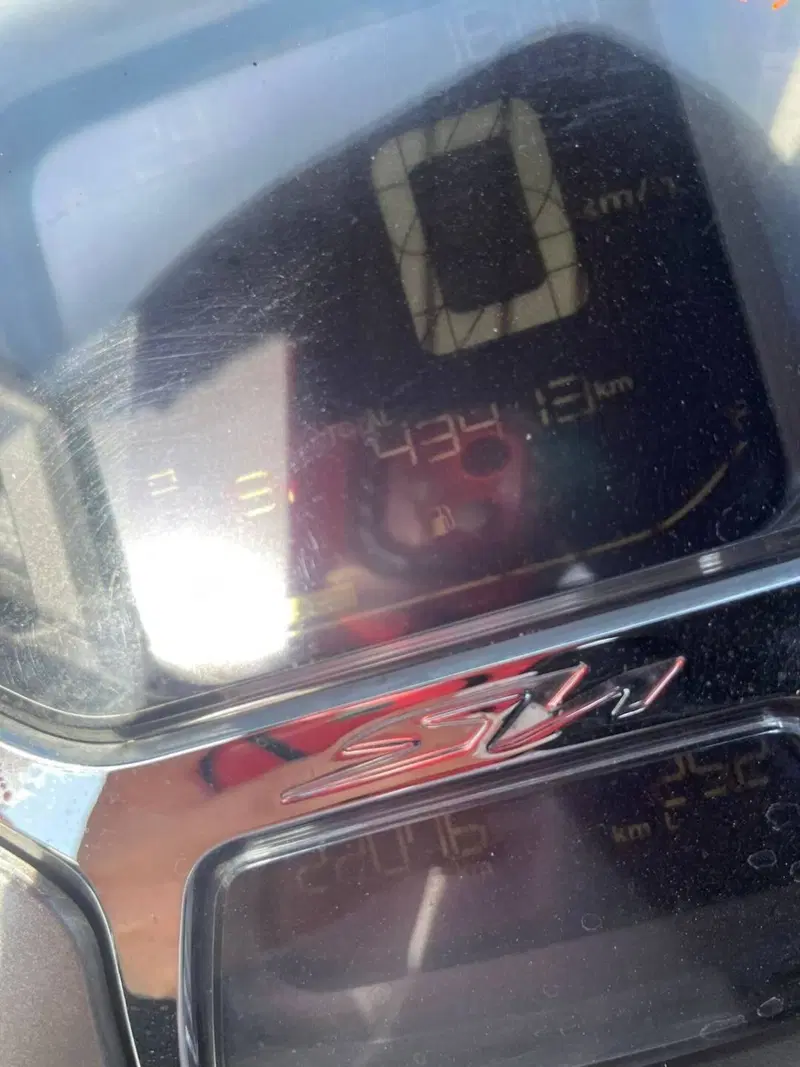 Honda SH 350 (2021 - 24) (4)