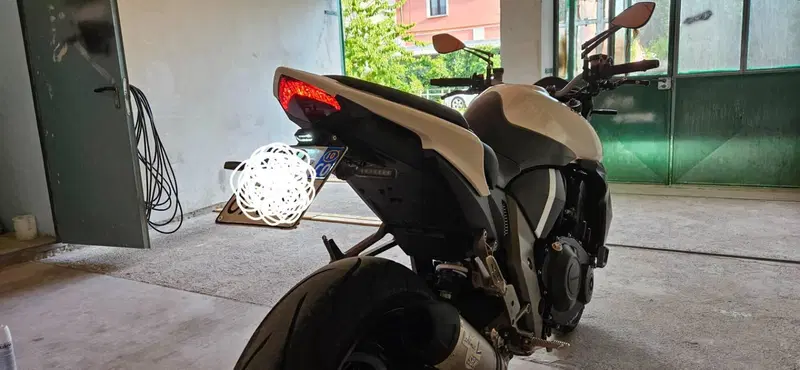 Honda CB 1000 R (2008 - 10) (16)