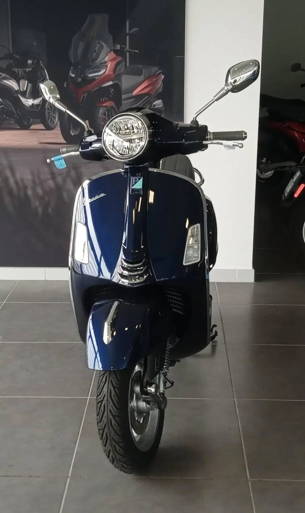 Vespa GTS 310 (2025 - 26) (2)