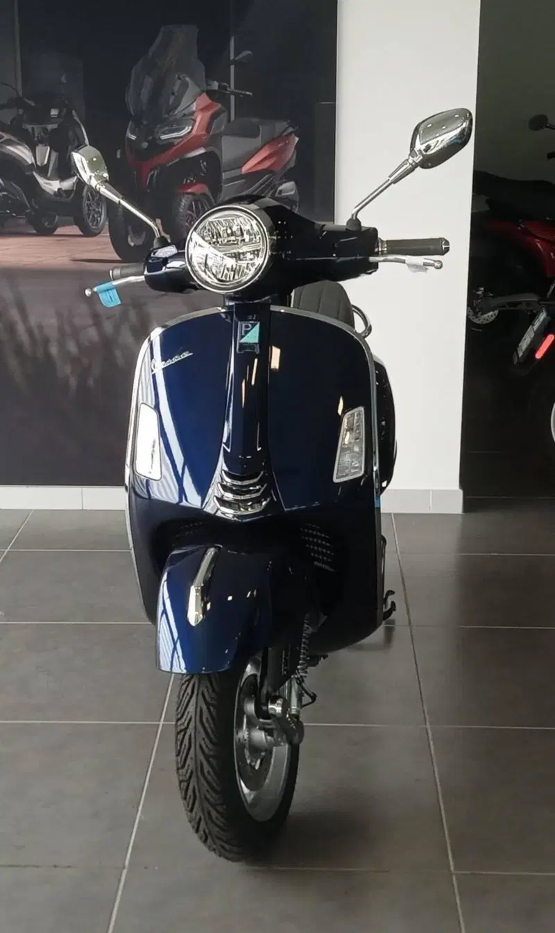 Vespa GTS 310 (2025 - 26) (2)