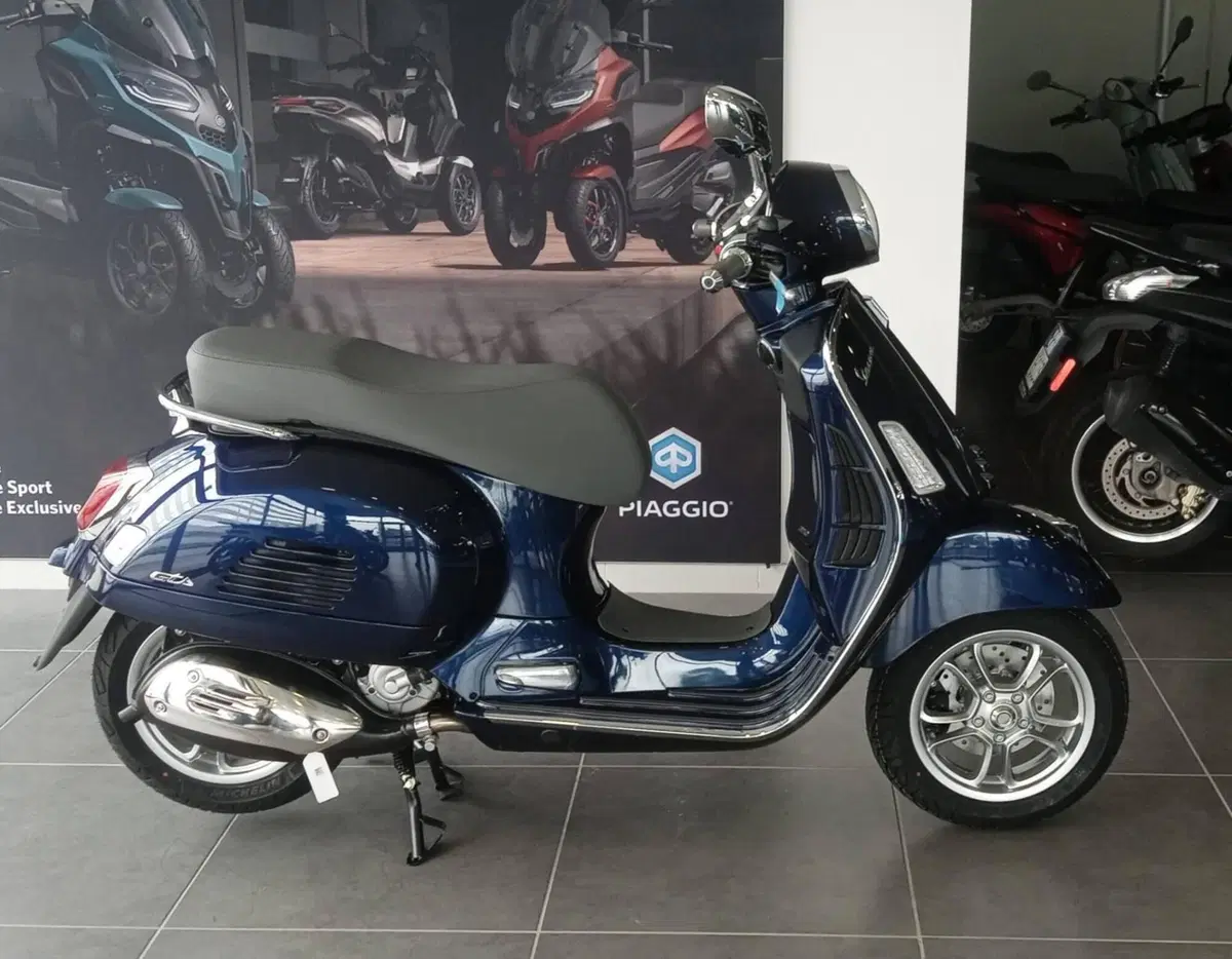 Vespa GTS 310 (2025 - 26) (4)