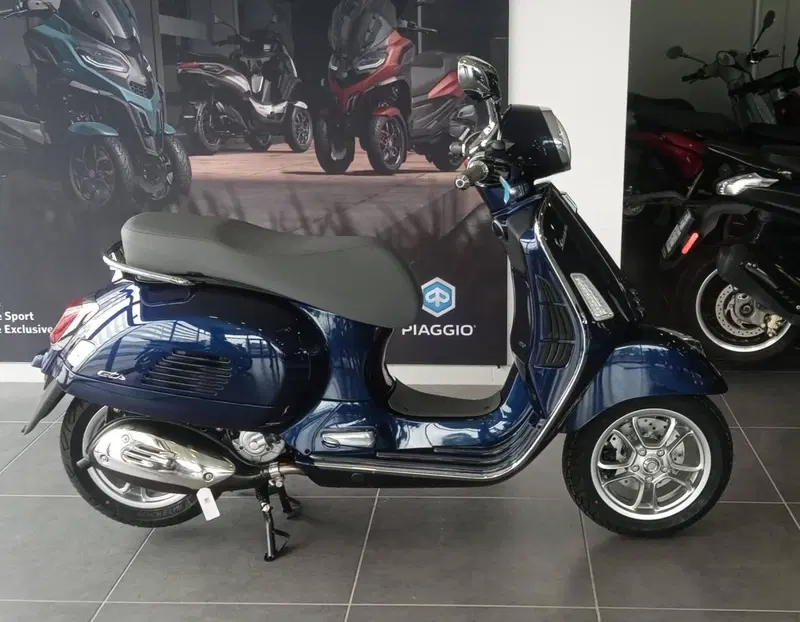 Vespa GTS 310 (2025 - 26) (4)
