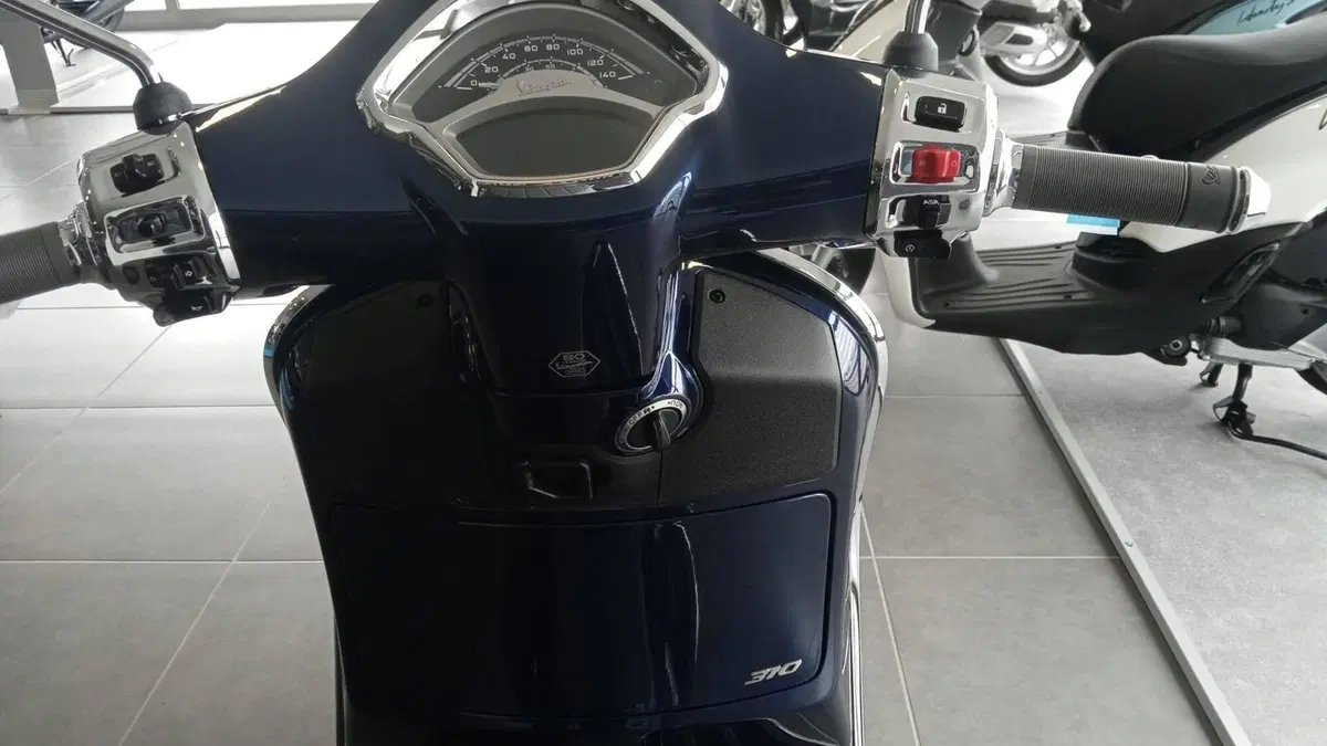 Vespa GTS 310 (2025 - 26) (15)