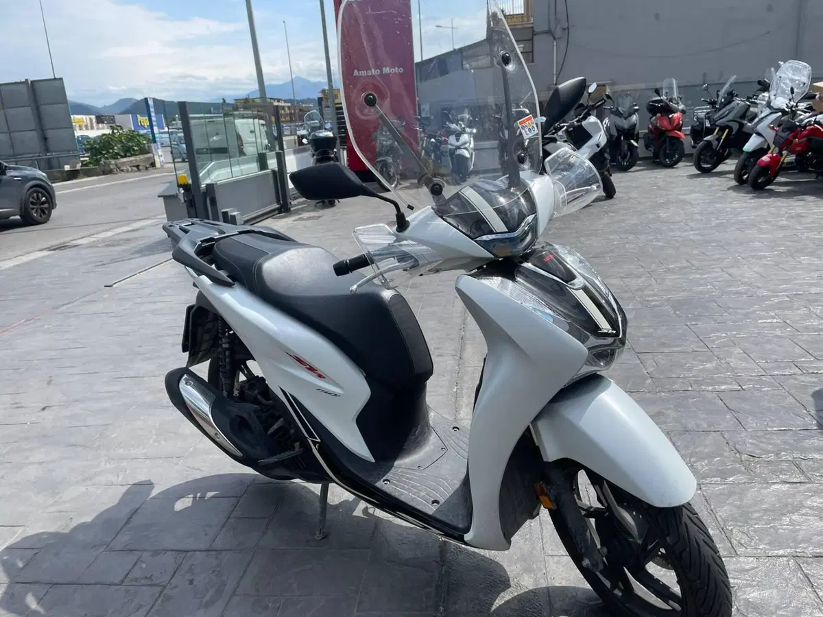 Honda SH 150i (2020 - 23) (3)