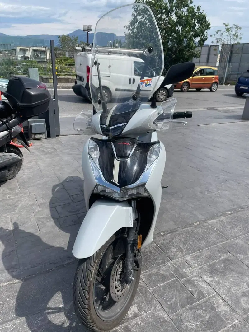 Honda SH 150i (2020 - 23) (4)