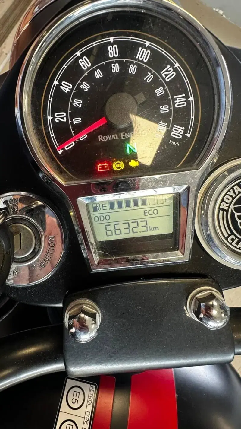 Royal Enfield Meteor 350 Aurora (2024 - 26) (3)
