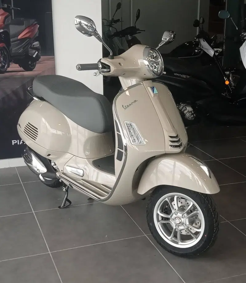 Vespa GTS 310 (2025 - 26) (3)