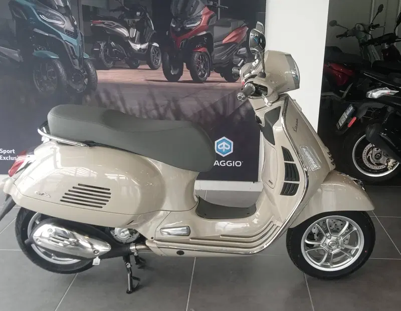 Vespa GTS 310 (2025 - 26) (4)