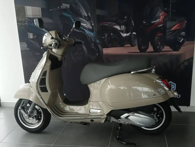 Vespa GTS 310 (2025 - 26) (8)