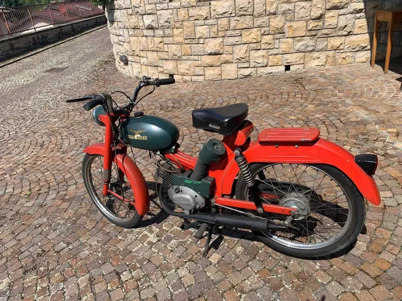 Moto Guzzi Dingo 49cc Versione turismo