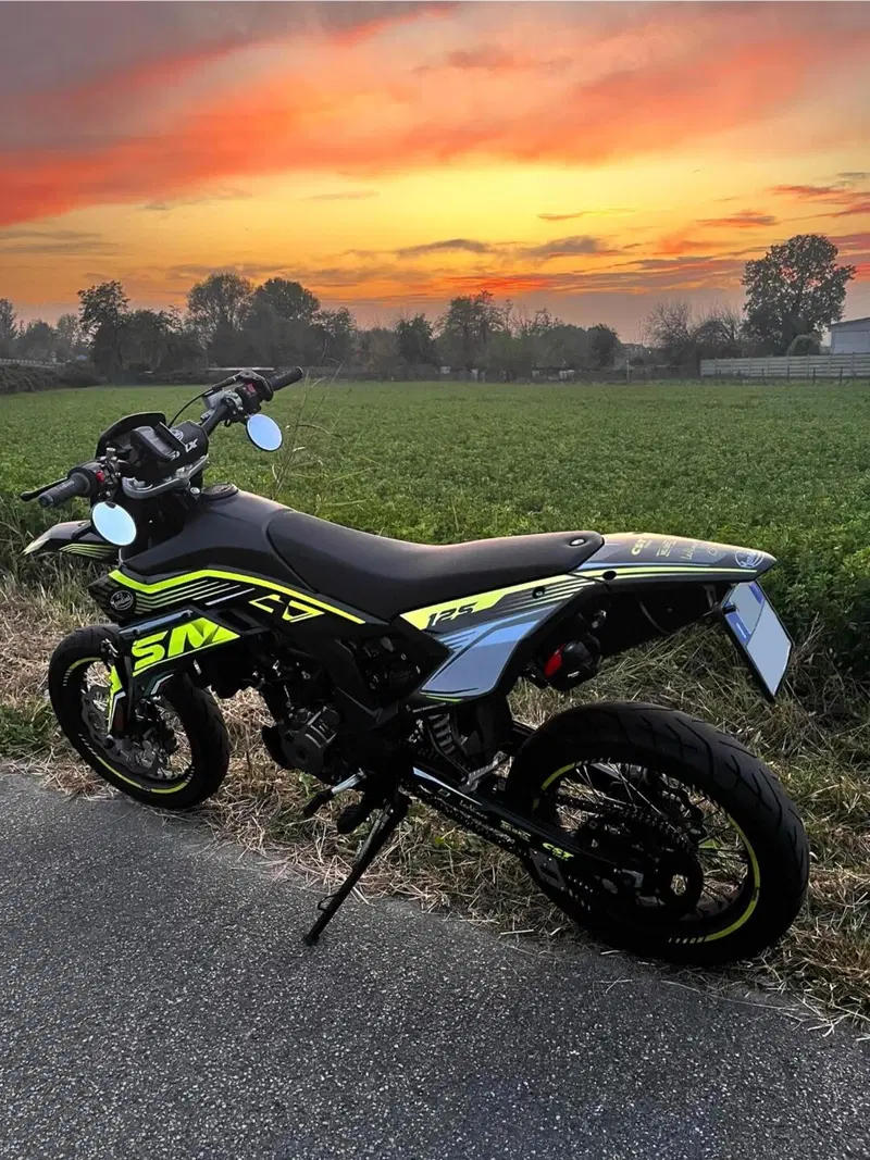 FB Mondial SMX 125 Motard (2021 - 24) (10)