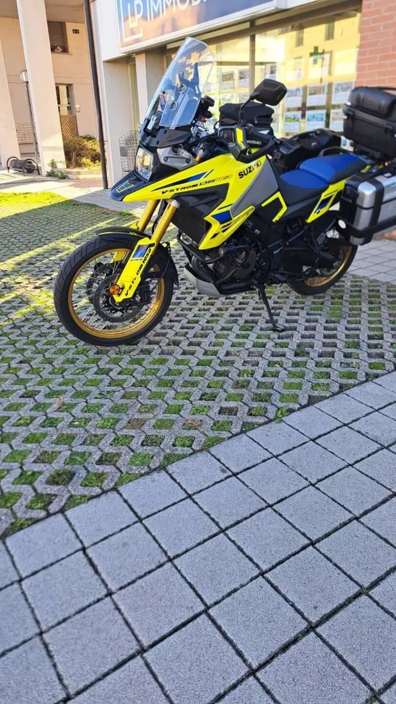 Suzuki V-Strom 1050DE (2023 - 24) (2)
