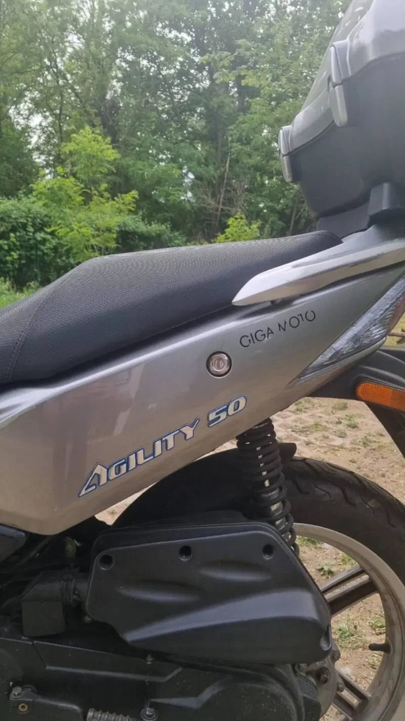 Kymco Agility 50 R16 (2008 - 16) (5)