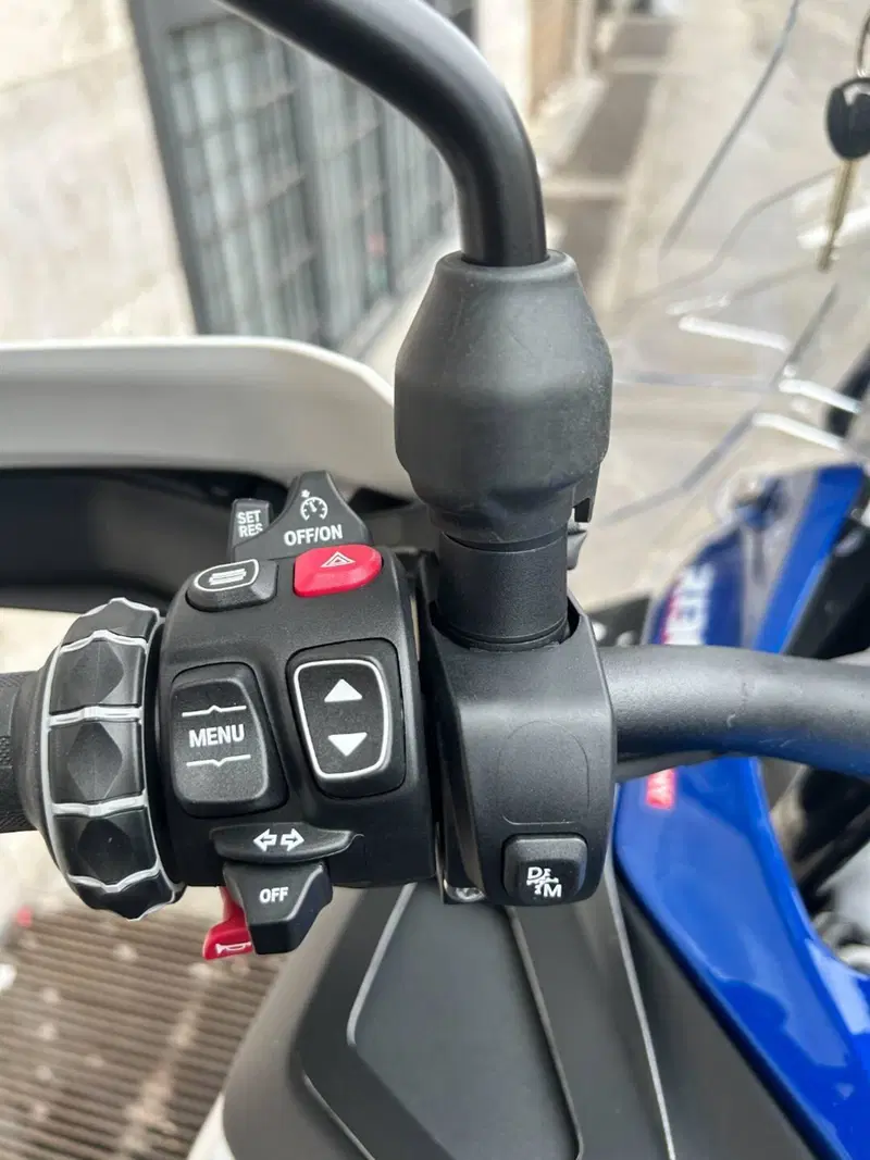 Bmw R 1300 GS Adventure ASA (2025 - 26) (10)