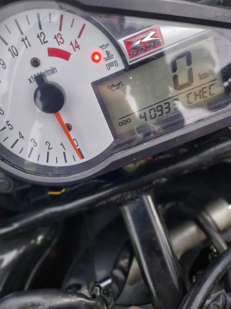 Suzuki GSX-R1000 (2000 - 02) (2)