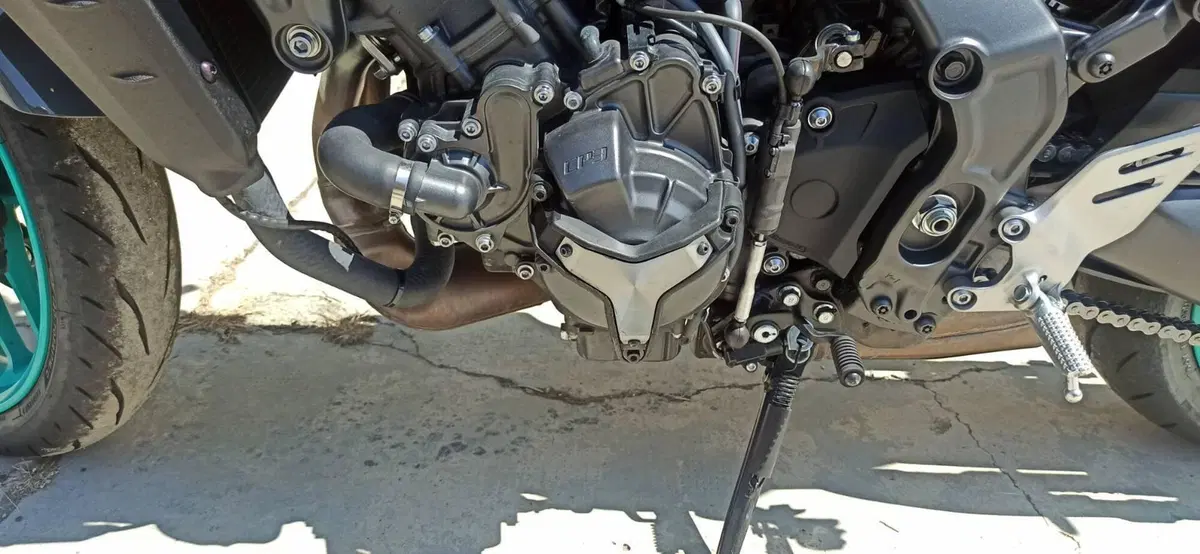 Yamaha MT-09 (2021 - 23) (3)