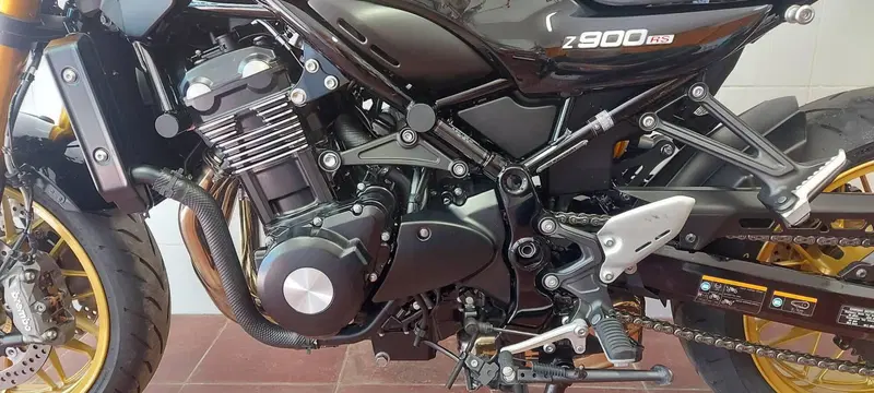 Kawasaki Z 900 RS SE (2022 - 25) (4)