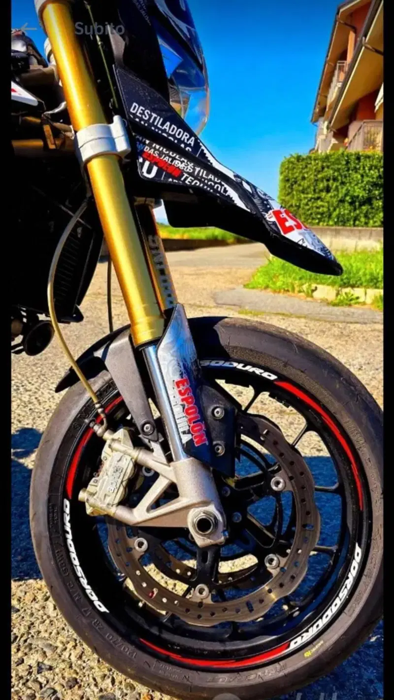 Aprilia Dorsoduro 750 Factory ABS (2010 - 13) (5)
