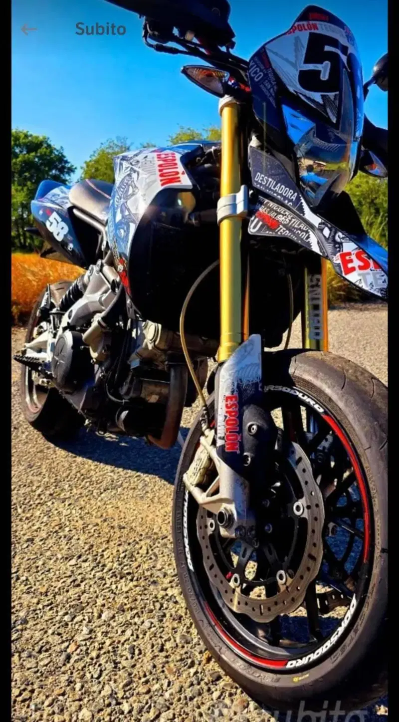 Aprilia Dorsoduro 750 Factory ABS (2010 - 13) (4)