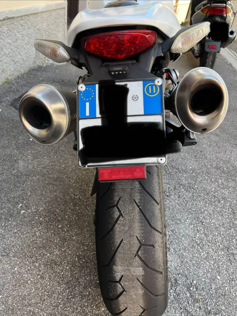 Ducati Monster 796 (2010 - 13) (11)