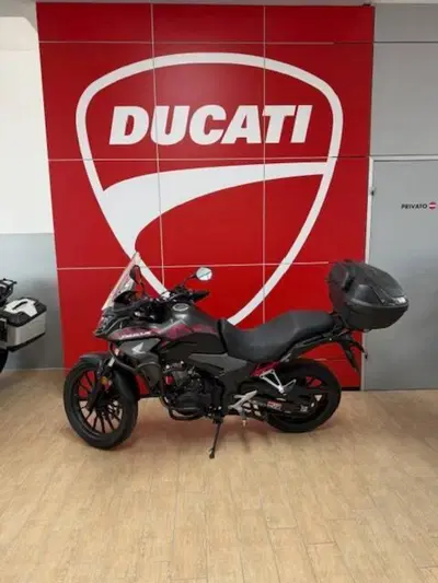 Honda CB 500 X (2021) usata