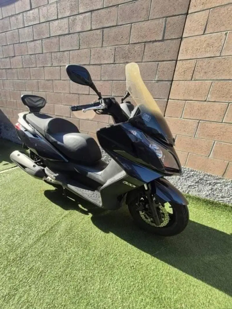 Kymco Downtown 300i (2009 - 17) (8)