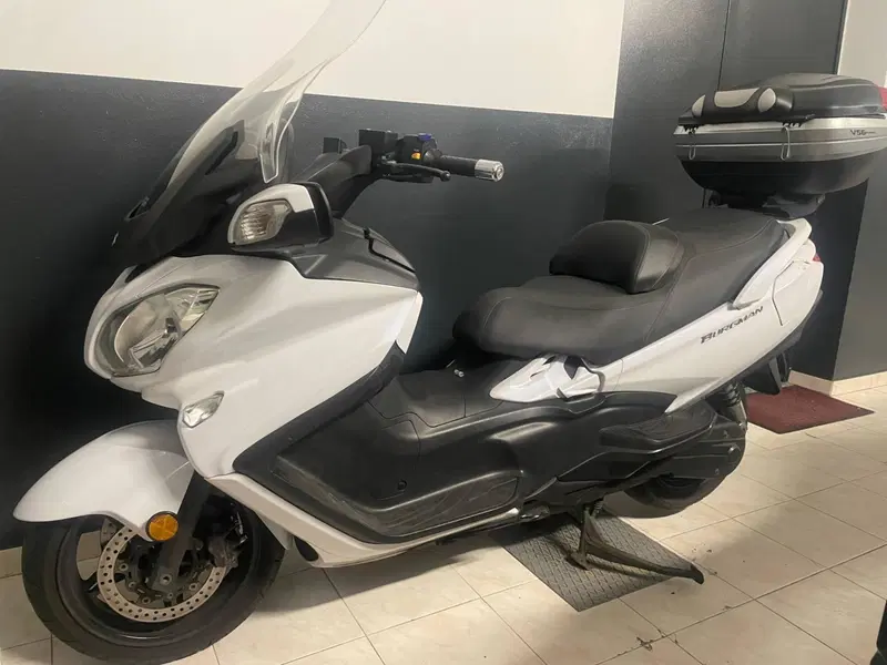 Suzuki Burgman AN 650 Executive ABS (2013 - 17) (2)
