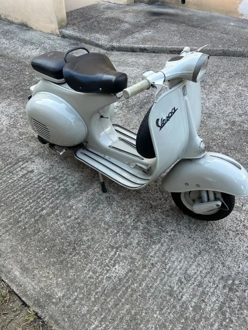 Vespa VNA1T (3)