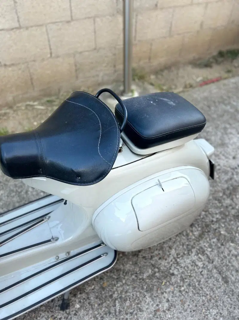 Vespa VNA1T (5)