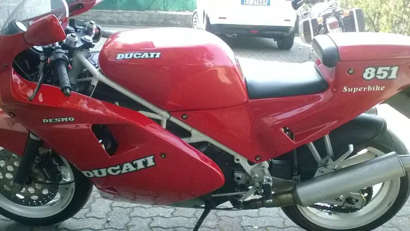 Ducati 851 SBK (4)