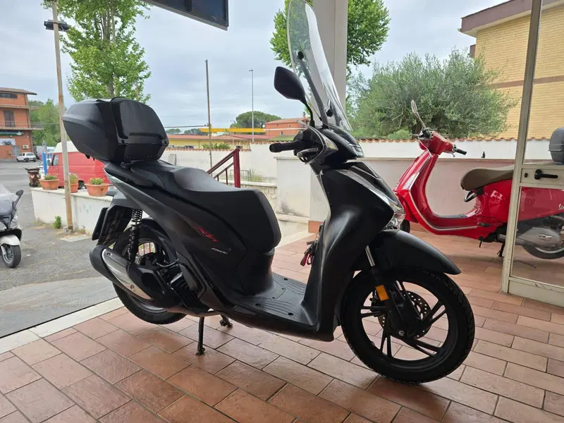 Honda SH 150i Sport (2022 - 23) (5)