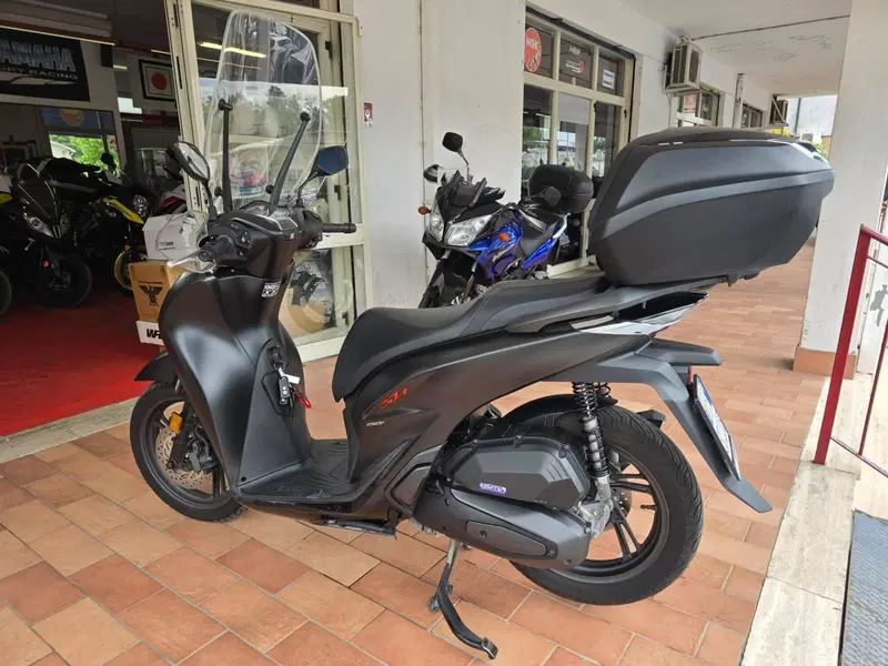 Honda SH 150i Sport (2022 - 23) (6)