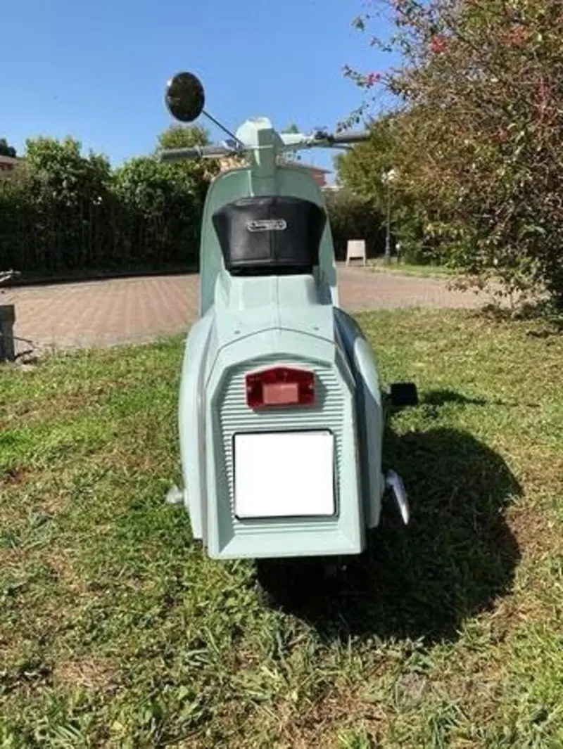 Innocenti Lambretta j50