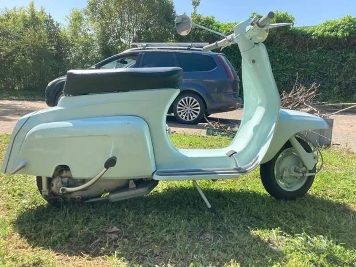 Innocenti Lambretta j50 (2)