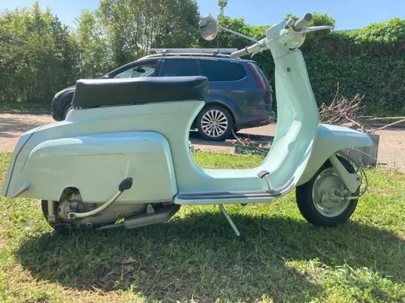 Innocenti Lambretta j50 (2)