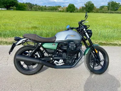 Moto Guzzi V7 Stone Centenario (2021 - 22) usata